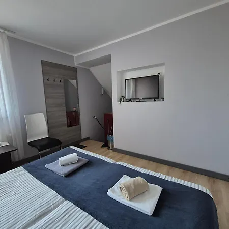 Couette-café Villa Miedzyzdroje 3*