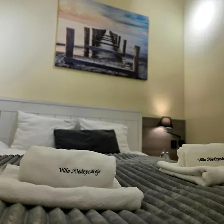 Couette-café Villa Miedzyzdroje 3*